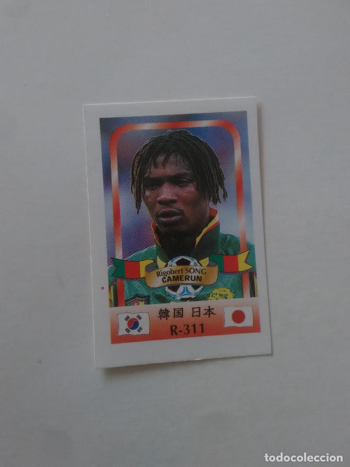 Collectionnisme sportif: 311 RIGOBERT SONG SELECCI&Oacute;N CAMERUN STICKER CROMO FUTBOL MUNDIAL 2002 WORLD CUP 02 REYAUCA