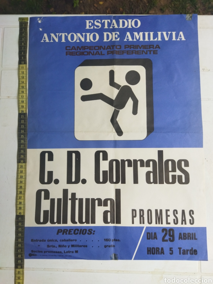 Sammelleidenschaft Sport: C.D. CORRALES & CULTURAL PROMESAS , cartel antiguo de partido de futbol , ver descripci&oacute;n