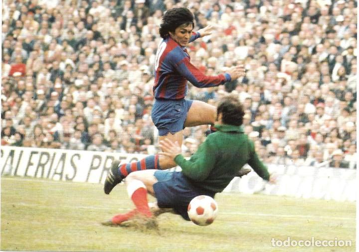 Collezionismo sportivo: BAR&Ccedil;A: L&aacute;mina del CHOLO SOTIL en acci&oacute;n