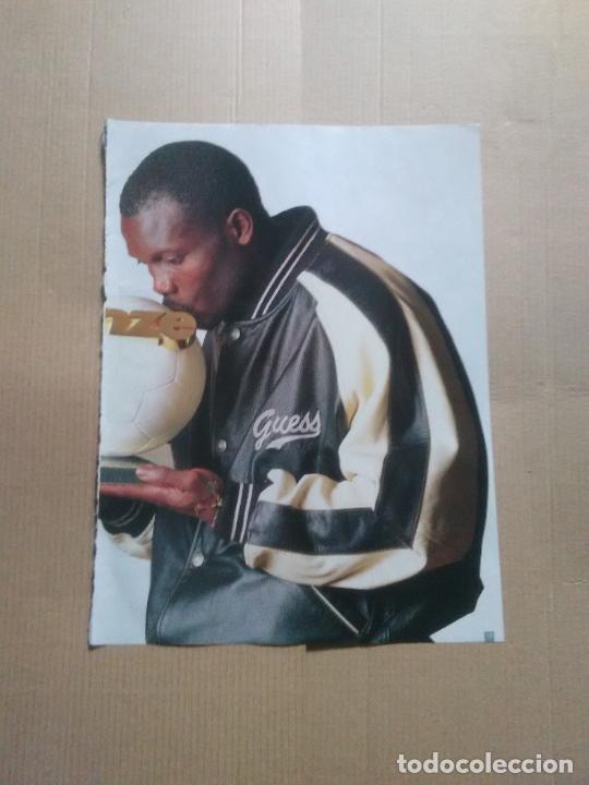 Collectionnisme sportif: GEORGE WEAH PSG MILAN DOBLE POSTER 1 P&Aacute;GINA BALON DE ORO A&Ntilde;O 1995 REVISTA ONZE EN FRANC&Eacute;S