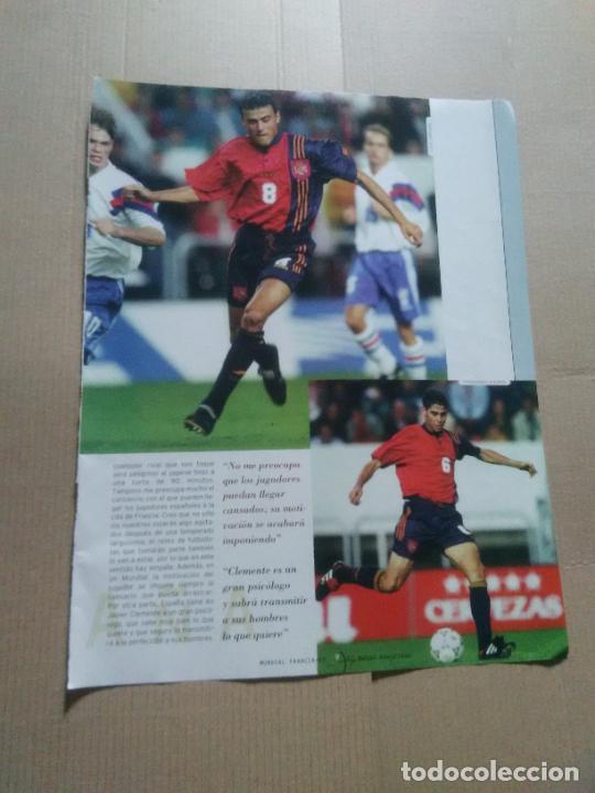Collectionnisme sportif: LUIS ENRIQUE HIERRO ESPA&Ntilde;A PENEV BULGARIA TIPO POSTER 1PAG MUNDIAL 98 WORLD CUP 1998 MUNDO DEPORTIVO