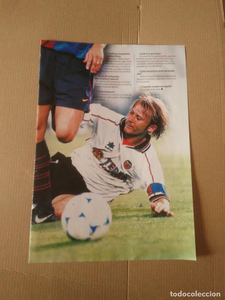 Coleccionismo deportivo: GAIZKA MENDIETA VALENCIA TIPO POSTER 1 P&Aacute;GINA REVISTA SOLO GOLES 99-00 + VAN GAAL MOURINHO 1999-2000