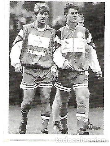 Sammelleidenschaft Sport: Peque&ntilde;o recorte de LAUDRUP con su hermano BRIAN