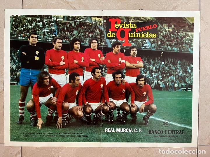 Coleccionismo deportivo: P&oacute;ster Real Murcia. Revista de quinielas pueblo.