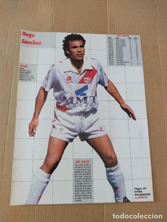 Coleccionismo deportivo: HUGO SANCHEZ RAYO VALLECANO ALAN SHEARER BLACKBURN DOBLE TIPO POSTER 1 PAG REVISTA DON BALON A&Ntilde;OS 90