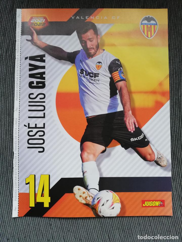 Sammelleidenschaft Sport: DOBLE POSTER GAYA VALENCIA RODRIGO DE PAUL AT MADRID REVISTA JUGON 2021 2022 21 22 TAMA&Ntilde;O FOLIO