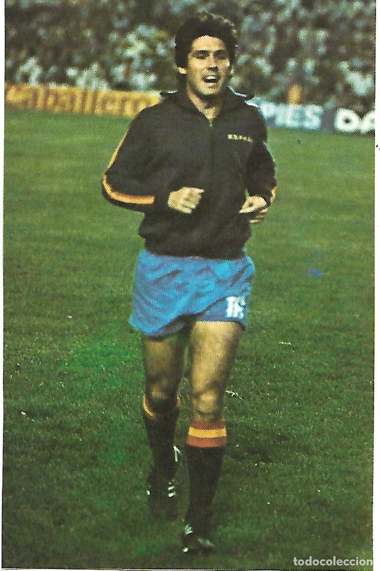 Sammelleidenschaft Sport: Recorte de SANTILLANA con la SELECCI&Oacute;N ESPA&Ntilde;OLA. 1982
