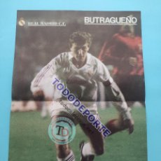 Colecionismo desportivo: POSTER EMILIO BUTRAGUEÑO 84/85 REVISTA OFICIAL REAL MADRID 1985 EL BUITRE. Lote 374904954