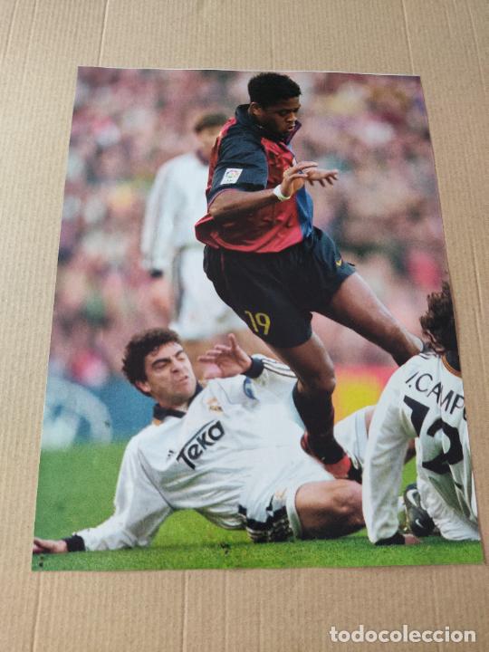 Sammelleidenschaft Sport: SANCHIS REAL MADRID KLUIVERT BARCELONA BAR&Ccedil;A POSTER CARTEL 1 PAG REVISTA SOLO GOLES A&Ntilde;OS 90