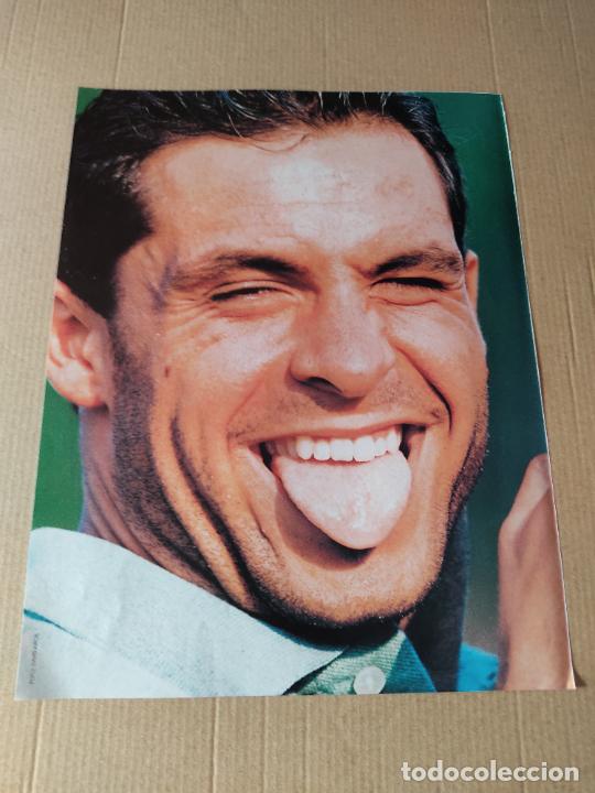 Sammelleidenschaft Sport: SERGI BARJUAN BARCELONA BAR&Ccedil;A FREDI BOBIC STUTTGART DOBLE POSTER 1 PAG REVISTA SOLO GOLES A&Ntilde;OS 90