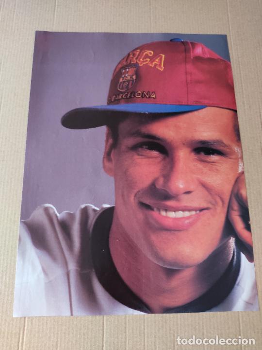Coleccionismo deportivo: RIVALDO BARCELONA BAR&Ccedil;A POSTER 1 PAG REVISTA SOLO GOLES A&Ntilde;OS 90