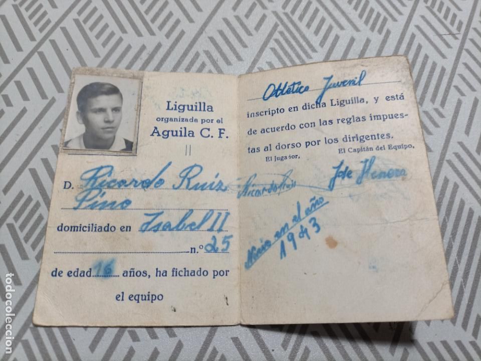 Collectionnisme sportif: Antiguo carnet de jugador de f&uacute;tbol. &Aacute;guila CF. Cordoba