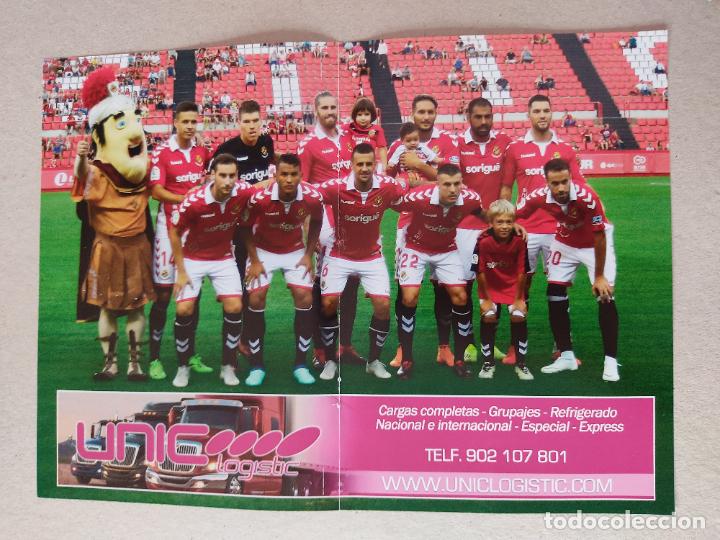 Collectionnisme sportif: POSTER EQUIPO PLANTILLA GIMNASTIC TARRAGONA NASTIC LUIS SUAREZ FALI JAVI MARQUEZ TETE MANU DEL MORAL