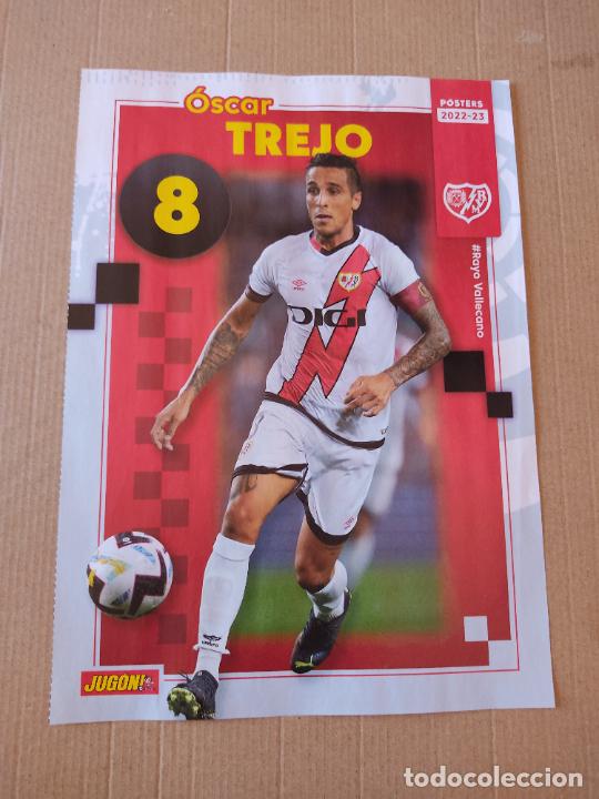 Collectionnisme sportif: OSCAR TREJO RAYO VALLECANO LUIS SUAREZ ALMERIA LIGA 22-23 DOBLE P&Oacute;STER 1 P&Aacute;G REVISTA JUG&Oacute;N 2022-2023