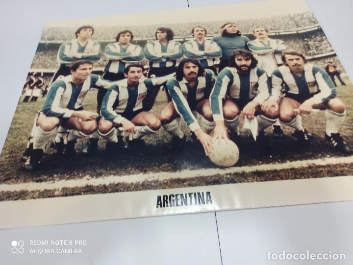 Sammelleidenschaft Sport: POSTER O CARTEL DE LA SELECCI&Oacute;N ARGENTINA. A&Ntilde;OS 70. PAPEL COUCHE. 48 X 61 CM. SIN EDITOR.