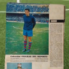 Coleccionismo deportivo: POSTER LAMINA FUTBOLISTA FC BARCELONA BARÇA 1967 SADURNI TELE EXPRES FIGURAS DEL DEPORTE