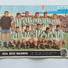 Coleccionismo deportivo: CARTEL LAMINA COLECCIONABLE EQUIPOS FUTBOL REAL BETIS BALONPIE TELE EXPRES 1964