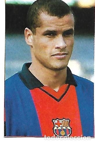 Coleccionismo deportivo: BAR&Ccedil;A: Recorte de RIVALDO. 2001 - Foto 1