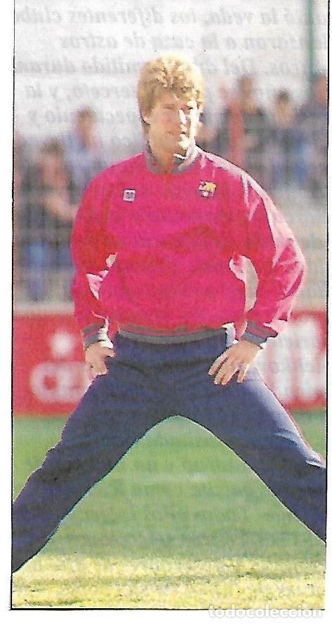 Coleccionismo deportivo: Recorte de LAUDRUP entrenando - Foto 1