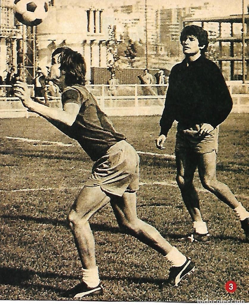 Coleccionismo deportivo: Recorte de CRUYFF entrenando - Foto 1