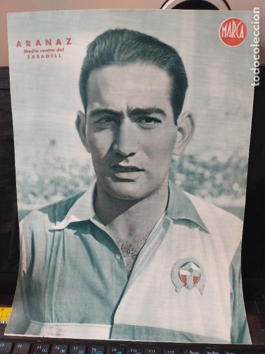 Sammelleidenschaft Sport: ARANAZ SABADELL MARCA A&Ntilde;OS 40 LAMINA FUTBOL POSTER ORIGINAL 34 X 23.7CM APRX