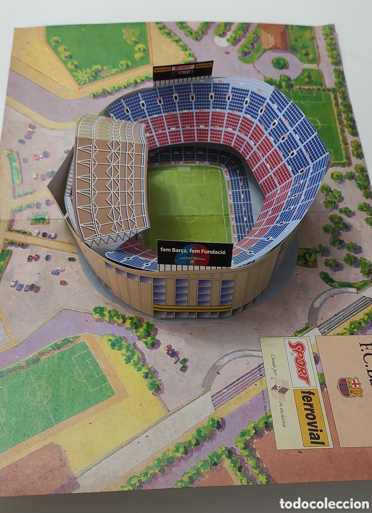 Coleccionismo deportivo: MAQUETA PLEGABLE CAMP NOU - Foto 3