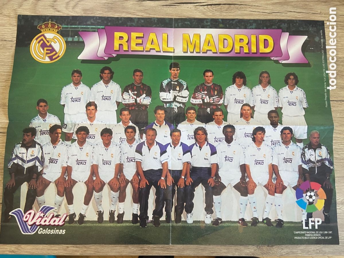 Coleccionismo deportivo: F30228 CARTEL POSTER PLANTILLA REAL MADRID TEMPORADA 1996 1997 VIDAL GOLOSINAS CHICLE LIGA ESTRELLAS