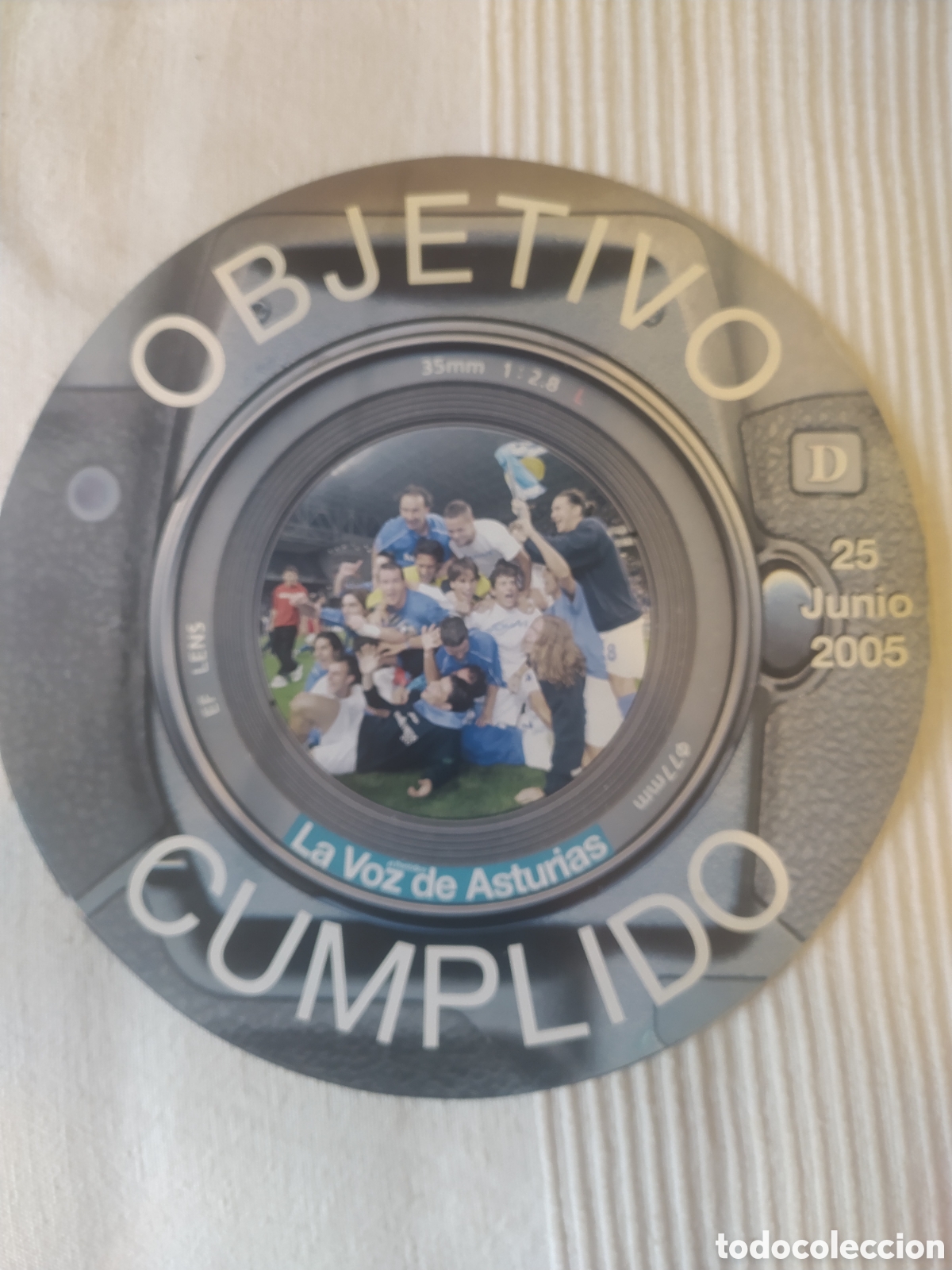 Coleccionismo deportivo: Cuadriptico Real Oviedo ascenso 2&deg; B 2005 - Foto 1
