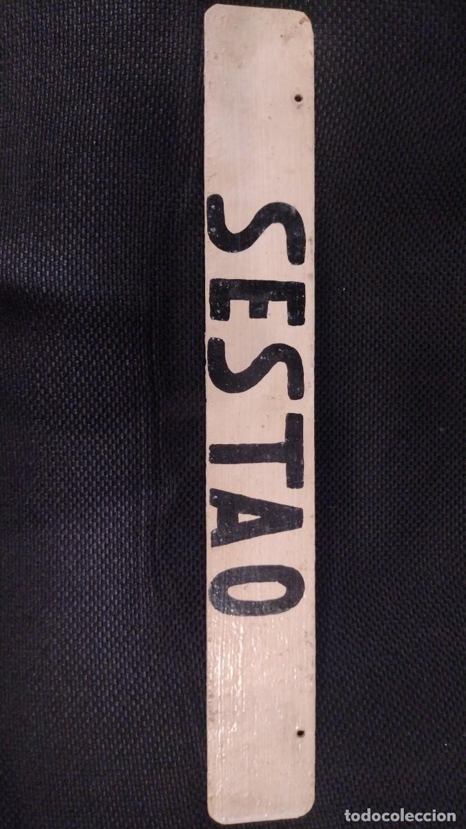 Sammelleidenschaft Sport: Chapa met&aacute;lica con marcador de equipo de futbol Burgos y Sestao . 33 x 5 cm