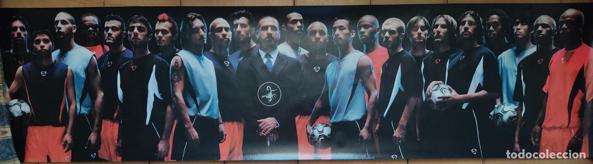 Coleccionismo deportivo: CARTEL DE NIKE SCORPION 2002 - Foto 1