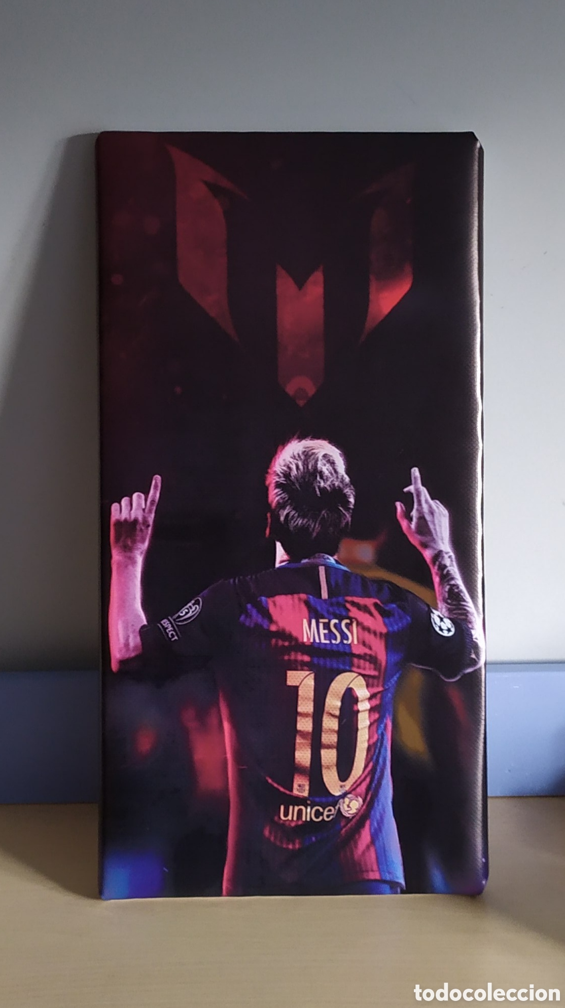 Coleccionismo deportivo: Cuadro cartel MESSI cielo - Foto 1
