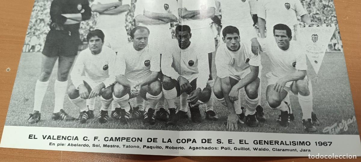 Coleccionismo deportivo: EXCLUSIVO ANTIGUO PEQUE&Ntilde;O POSTER ORIGINAL 21 x 31 cm, VALENCIA C.F CAMPEON DE COPA GENERALISIMO 1967