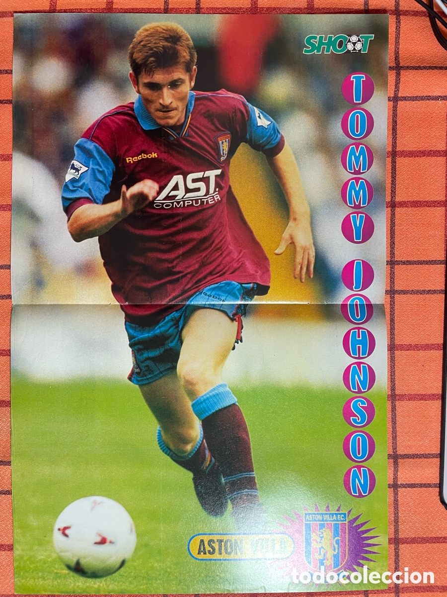 Coleccionismo deportivo: P&oacute;ster A3 Tommy Johnson Aston Villa - Shoot Magazine 90s