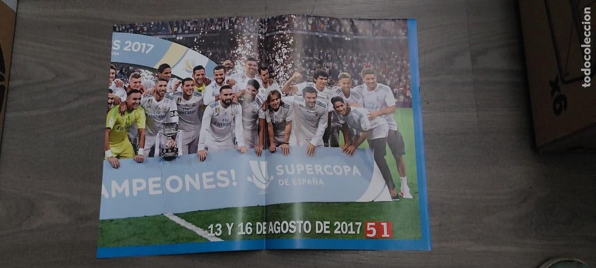 Coleccionismo deportivo: Poster diario AS Real Madrid Campeon super copa de Espa&ntilde;a