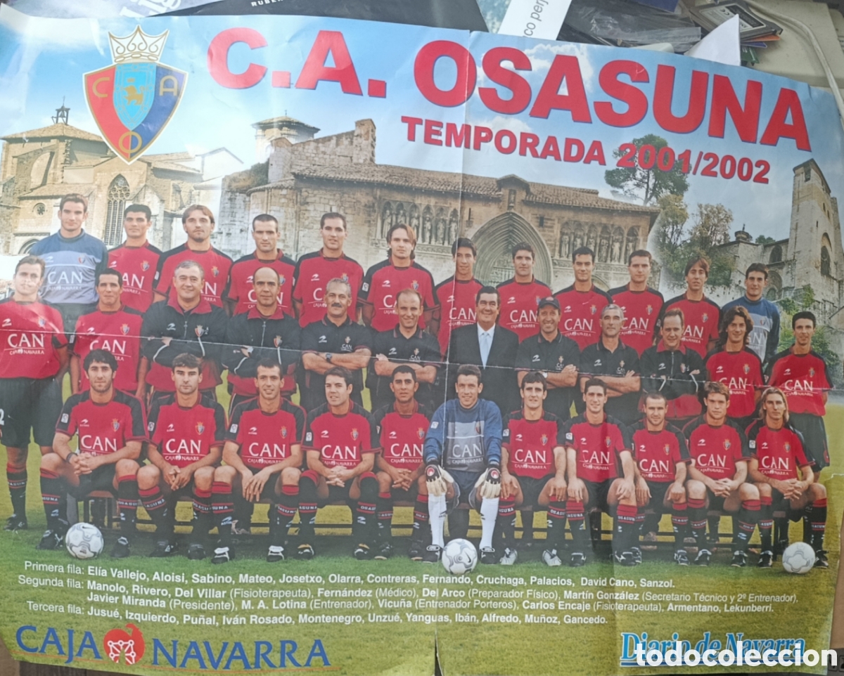 Coleccionismo deportivo: Lote 2 P&oacute;sters C.A. Osasuna: Temporadas 2001/2002 y 2002/2003&rdquo;