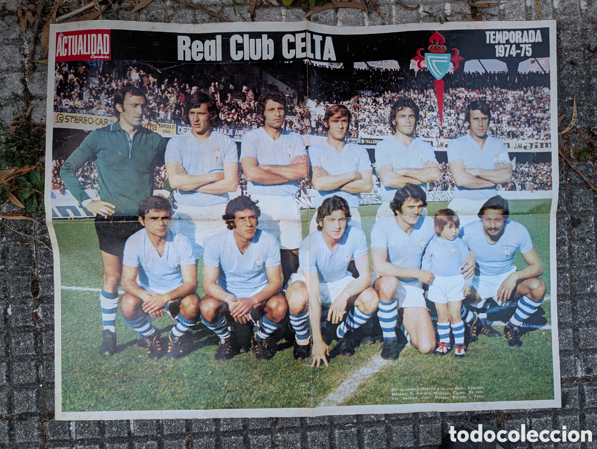 Coleccionismo deportivo: P&oacute;ster Gigante R.C. Celta de Vigo Temporada 1974-75 - Plantilla Completa - Actualidad Espa&ntilde;ola
