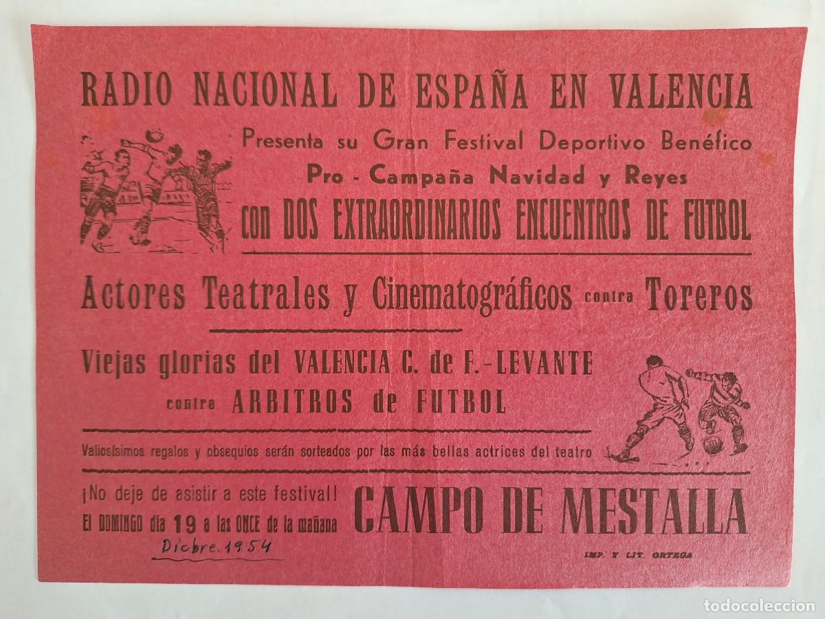 Coleccionismo deportivo: CARTEL CAMPO MESTALLA VIEJAS GLORIAS VALENCIA CLUB FUTBOL Y LEVANTE CONTRA ARBITROS DIC. 1954 RV