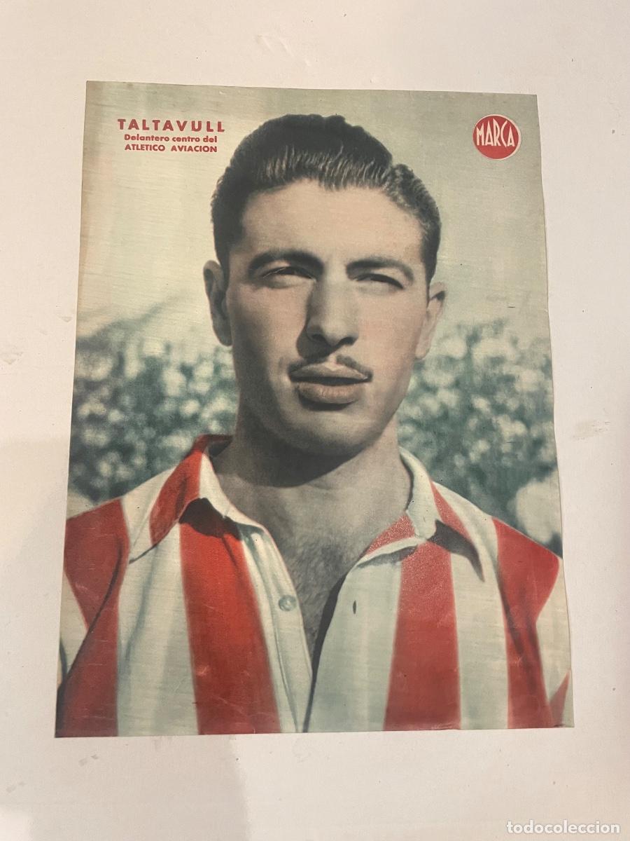 Coleccionismo deportivo: ATLETICO DE MADRID - ANTIGUO CARTEL -MARCA- TALTAVULL , delantero centro del ATLETICO AVIACI&Oacute;N