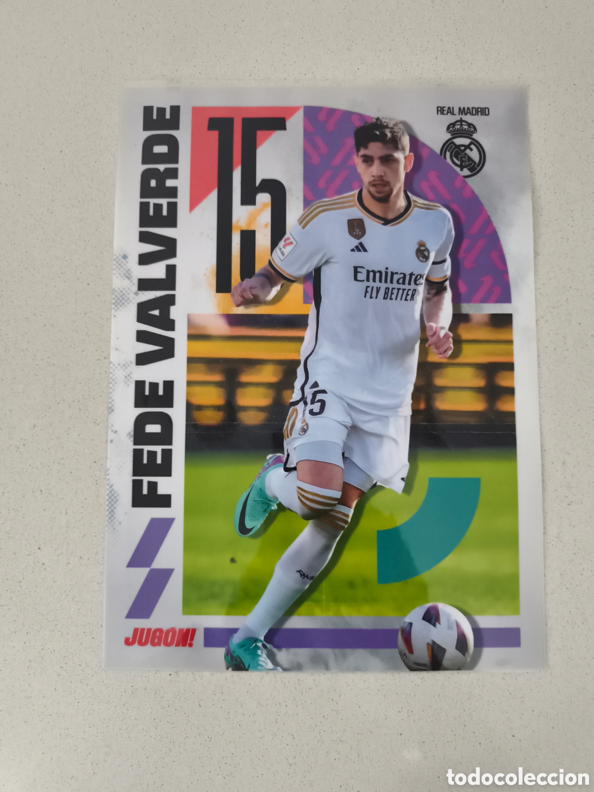Coleccionismo deportivo: POSTER PLASTIFICADO FEDE VALVERDE REAL MADRID 23/24. REVISTA JUG&Oacute;N.