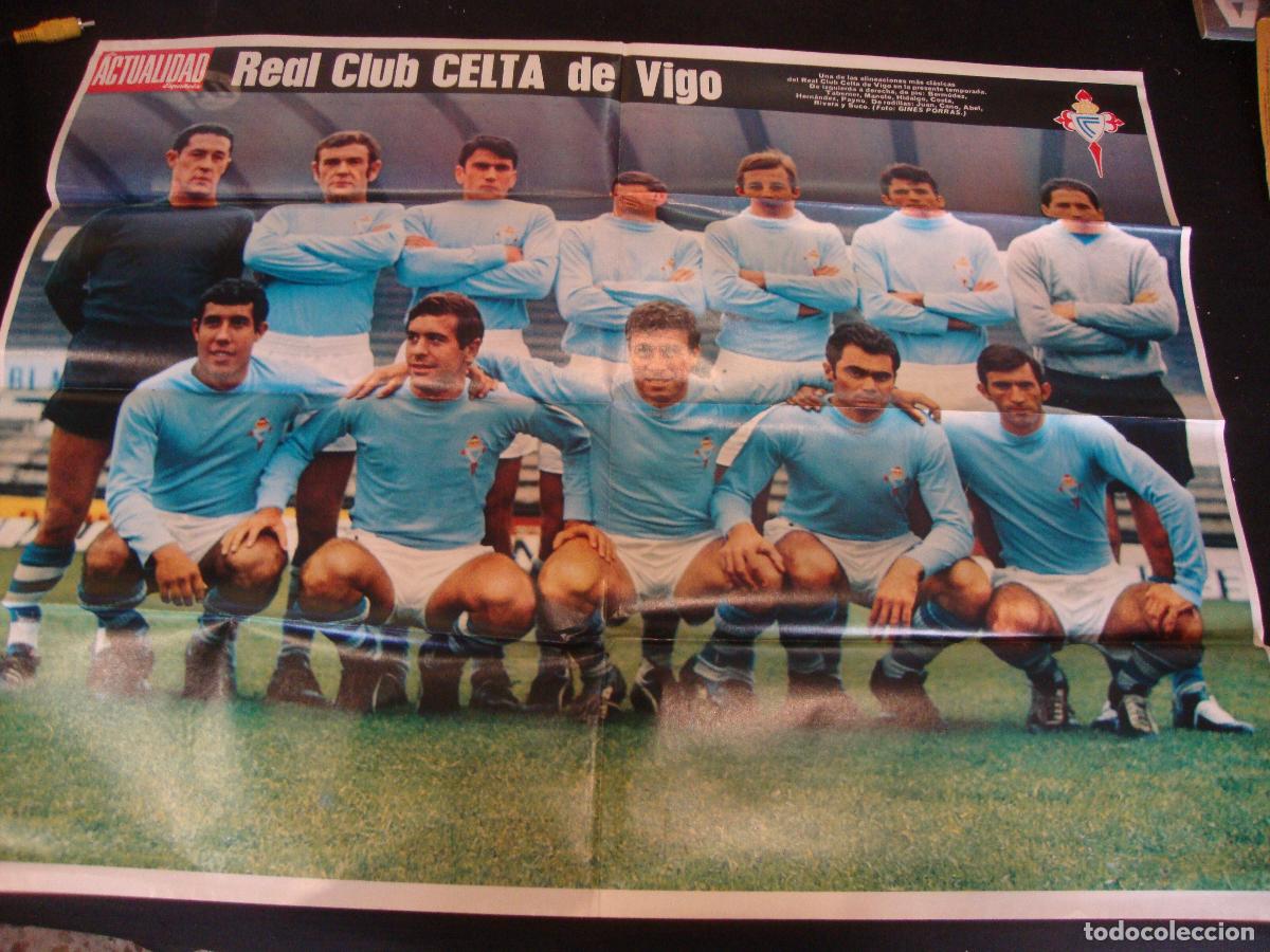 Coleccionismo deportivo: POSTER REVISTA ACTUALIDAD ESPA&Ntilde;OLA REAL CLUB CELTA DE VIGO MEDIDAS 67 X 51