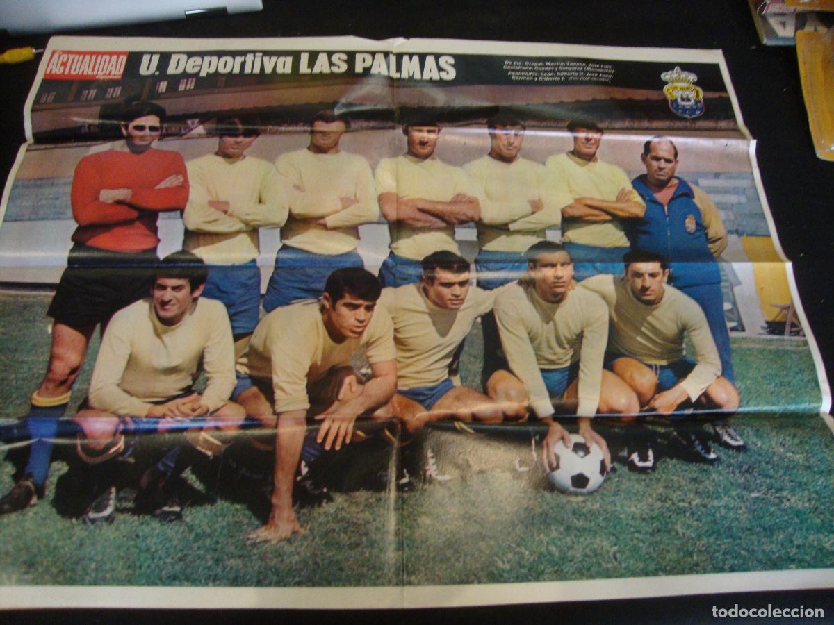 Coleccionismo deportivo: POSTER REVISTA ACTUALIDAD ESPA&Ntilde;OLA U DEPORTIVA LAS PALMAS MEDIDAS 67 X 51