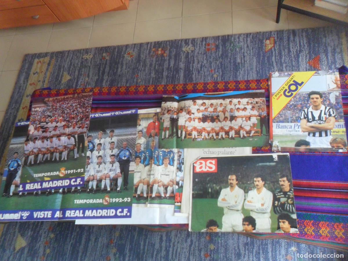 Coleccionismo deportivo: REAL MADRID PLANTILLA 17 P&Oacute;STER A&Ntilde;OS 80 90 2000. REGALO COLLAGE 3 P&Oacute;STER ONZE SUPER GOL ENTRA Y MIRA