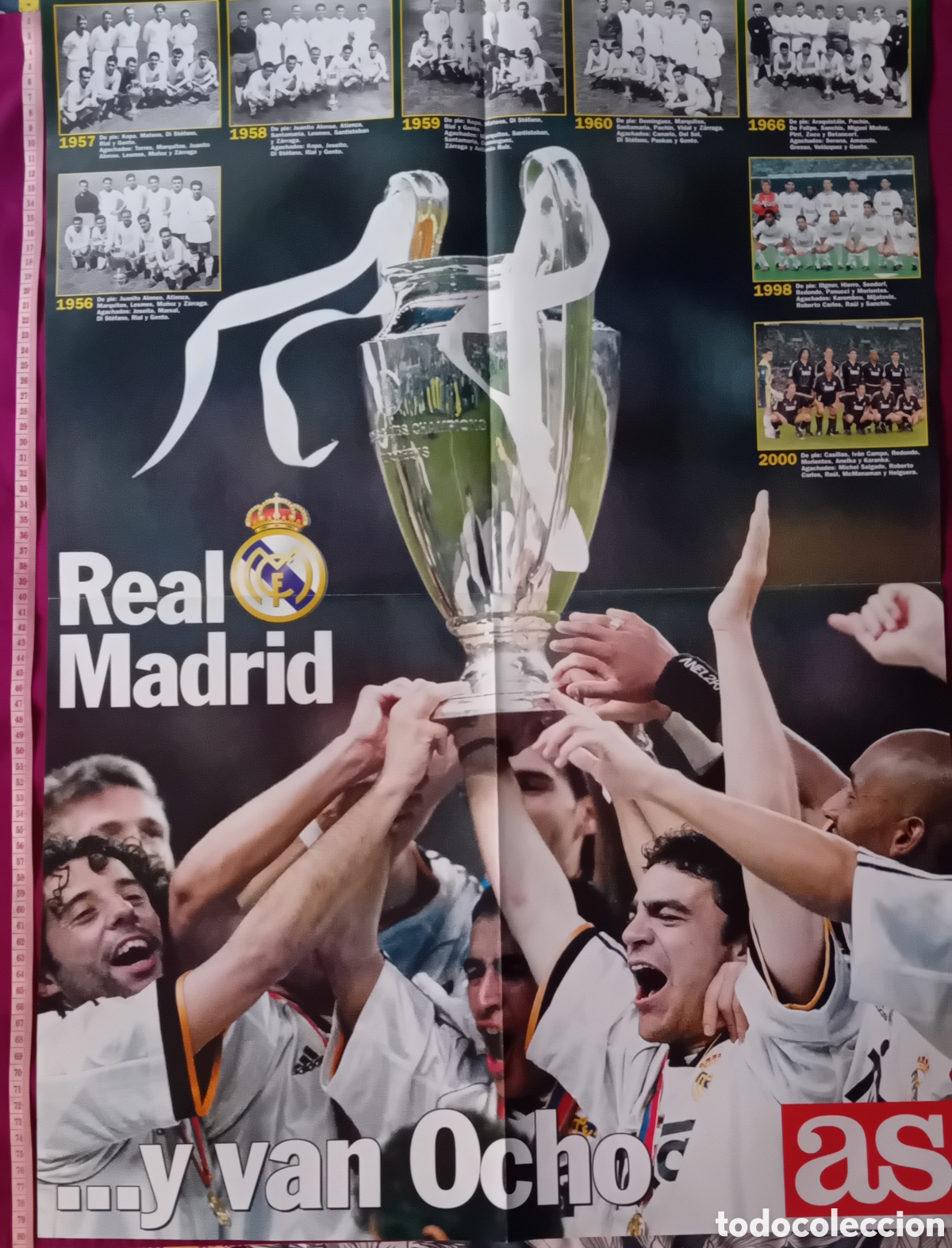 Coleccionismo deportivo: P&oacute;ster Hist&oacute;rico Real Madrid - &rdquo;Y van Ocho&rdquo; (Diario AS, A&ntilde;o 2000) &iexcl;IMPECABLE!
