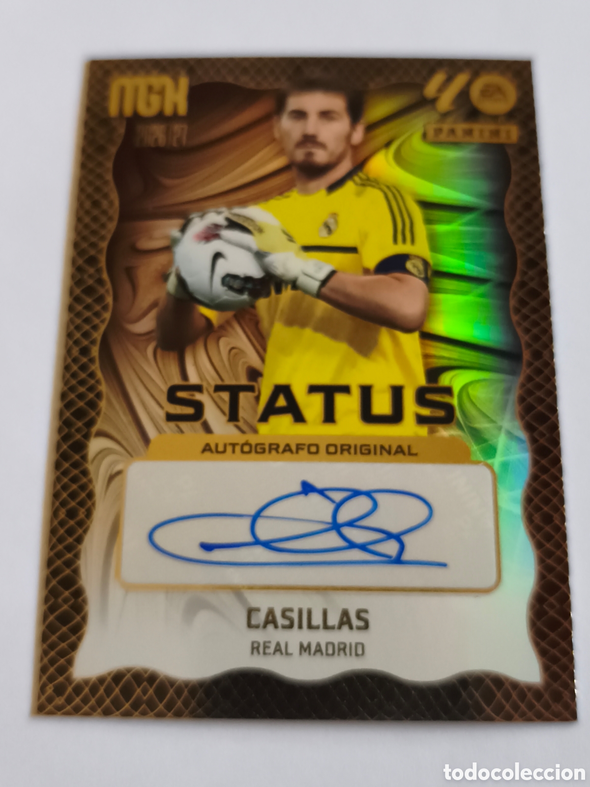 Coleccionismo deportivo: CASILLAS CROMO AUT&Oacute;GRAFO ORIGINAL DE LA COLECCI&Oacute;N DE MEGACRACK TEMPORADA 2026 / 27