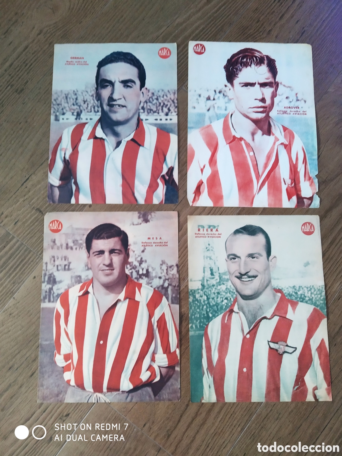 Sports collectibles: 4 Carteles de f&uacute;tbol, jugadores del Atl&eacute;tico Aviaci&oacute;n Marca d&eacute;cada de 1940