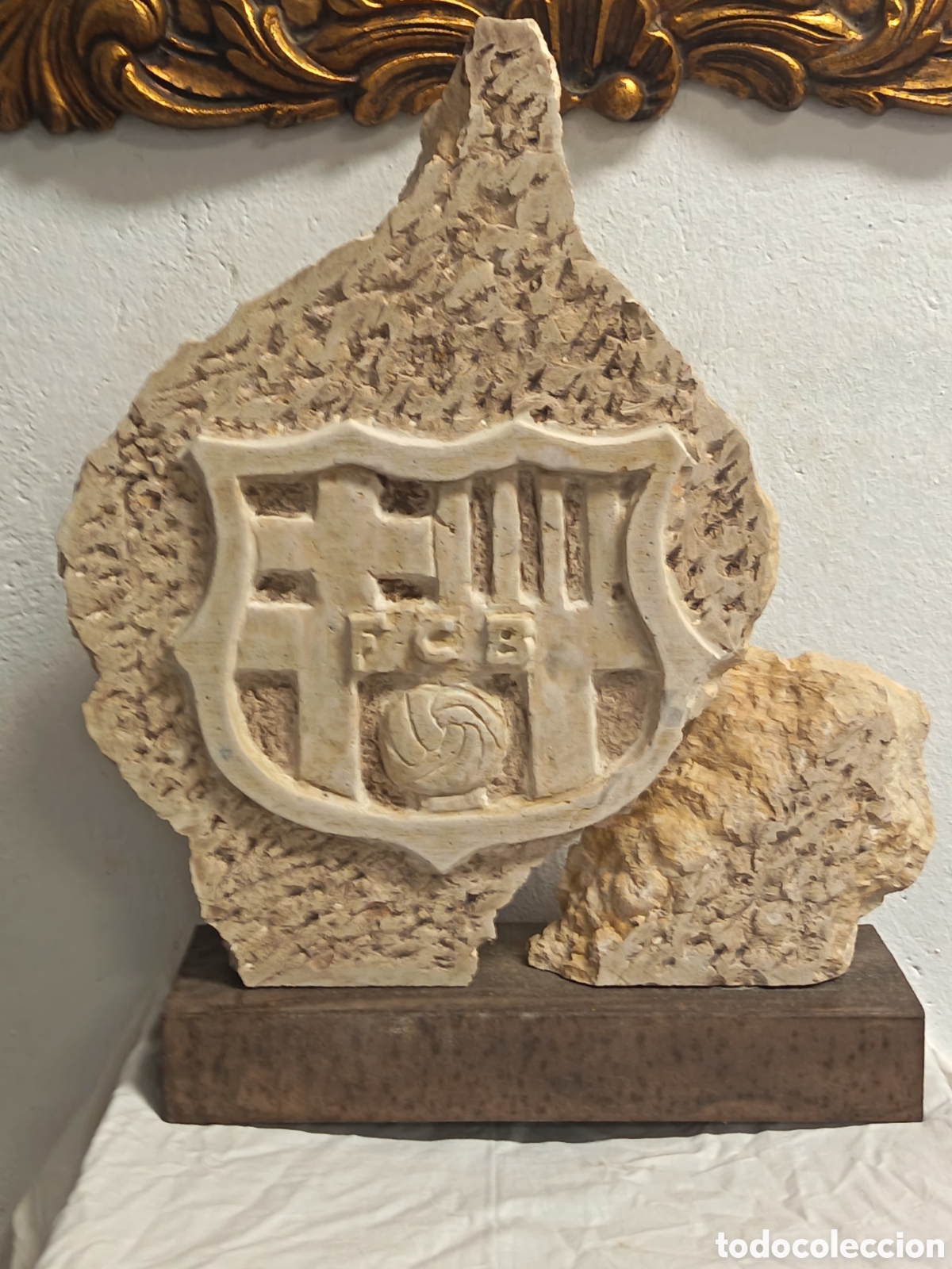 Collezionismo sportivo: Futbol club Barcelona, escudo en piedra , base de hierro
