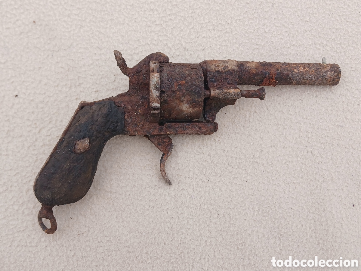 Plakate Spanischer B&uuml;rgerkrieg: ANTIGUA PISTOLA GUERRA CIVIL ESPA&Ntilde;OLA HALLADA ZONA BATALLA DEL EBRO * INERTE *