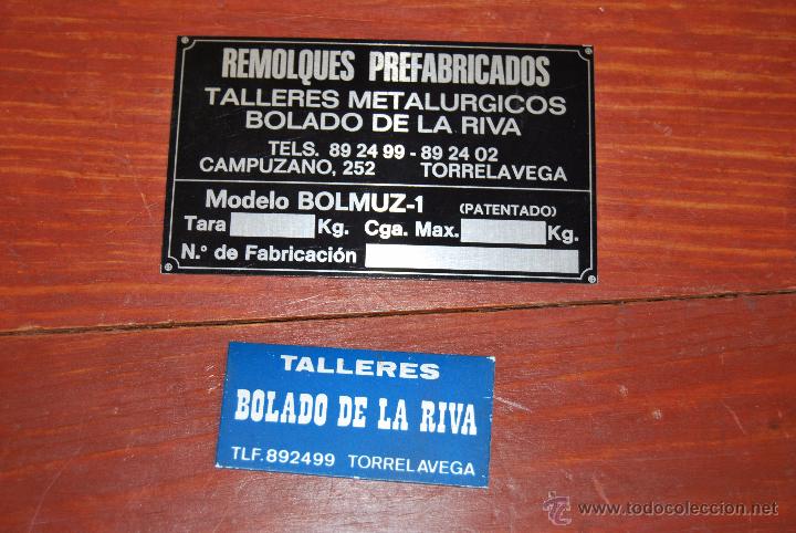 Plakate: PAREJA DE CHAPAS LITOGRAFIADAS - TALLERES BOLADO DE LA RIVA - TORRELAVEGA - CANTABRIA - T