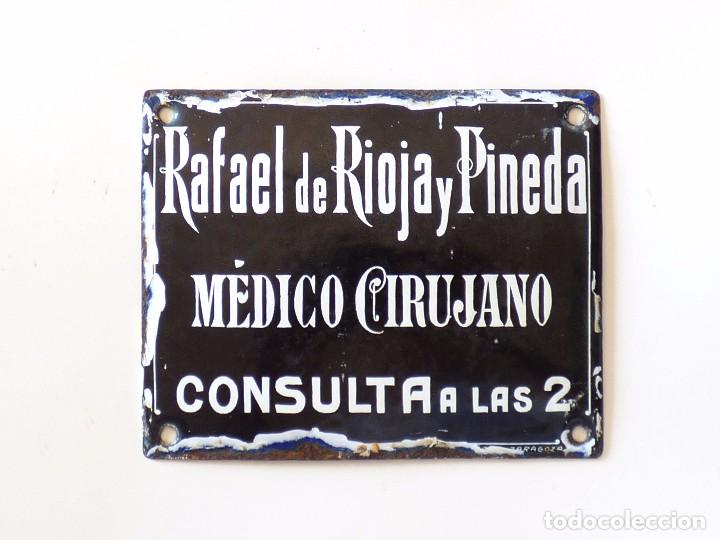Affiches: CARTEL PUBLICITARIO EN METAL ESMALTADO. CONSULTA DE M&Eacute;DICO CIRUJANO. C&Aacute;DIZ 1910