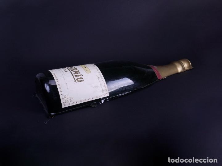 Carteles: DISPLAY PLASTICO GRAN FORMATO, CODORNIU. A - Foto 2